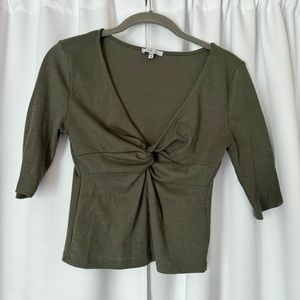 Dark Green Twist Front V-neck Quarter Sleeve Neutral Y2K Shirt Size Medium